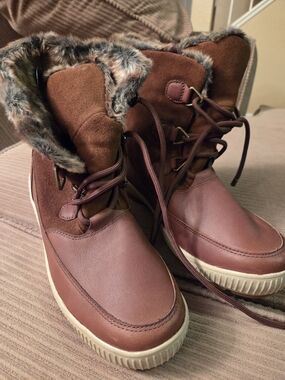 TARA M Women's Brown Faux-Fur Lined Winter Ankle Boots